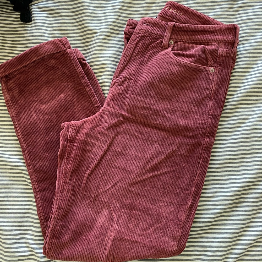 American Eagle mom jeans